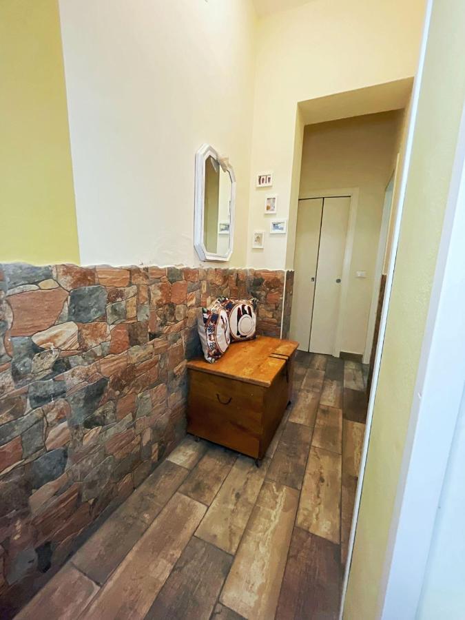 La Trinacria Mare Apartment Palermo Bagian luar foto