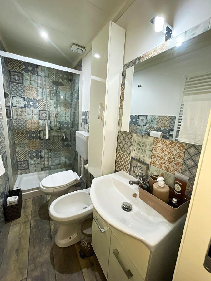 La Trinacria Mare Apartment Palermo Bagian luar foto