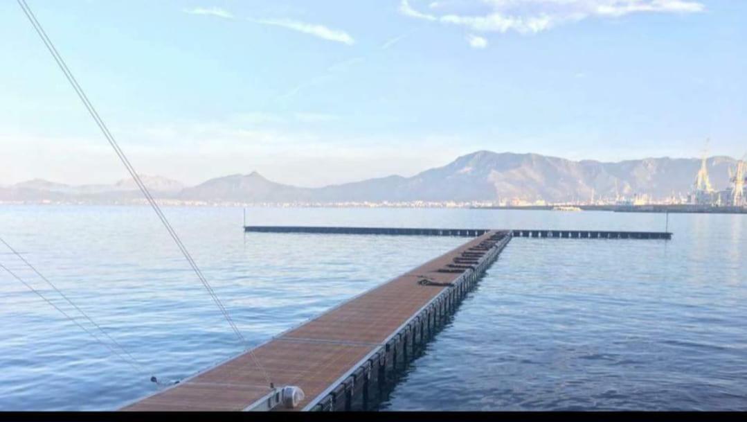 La Trinacria Mare Apartment Palermo Bagian luar foto